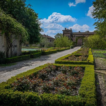 Antica Corte Pallavicina Relais Polesine Parmense Exterior foto